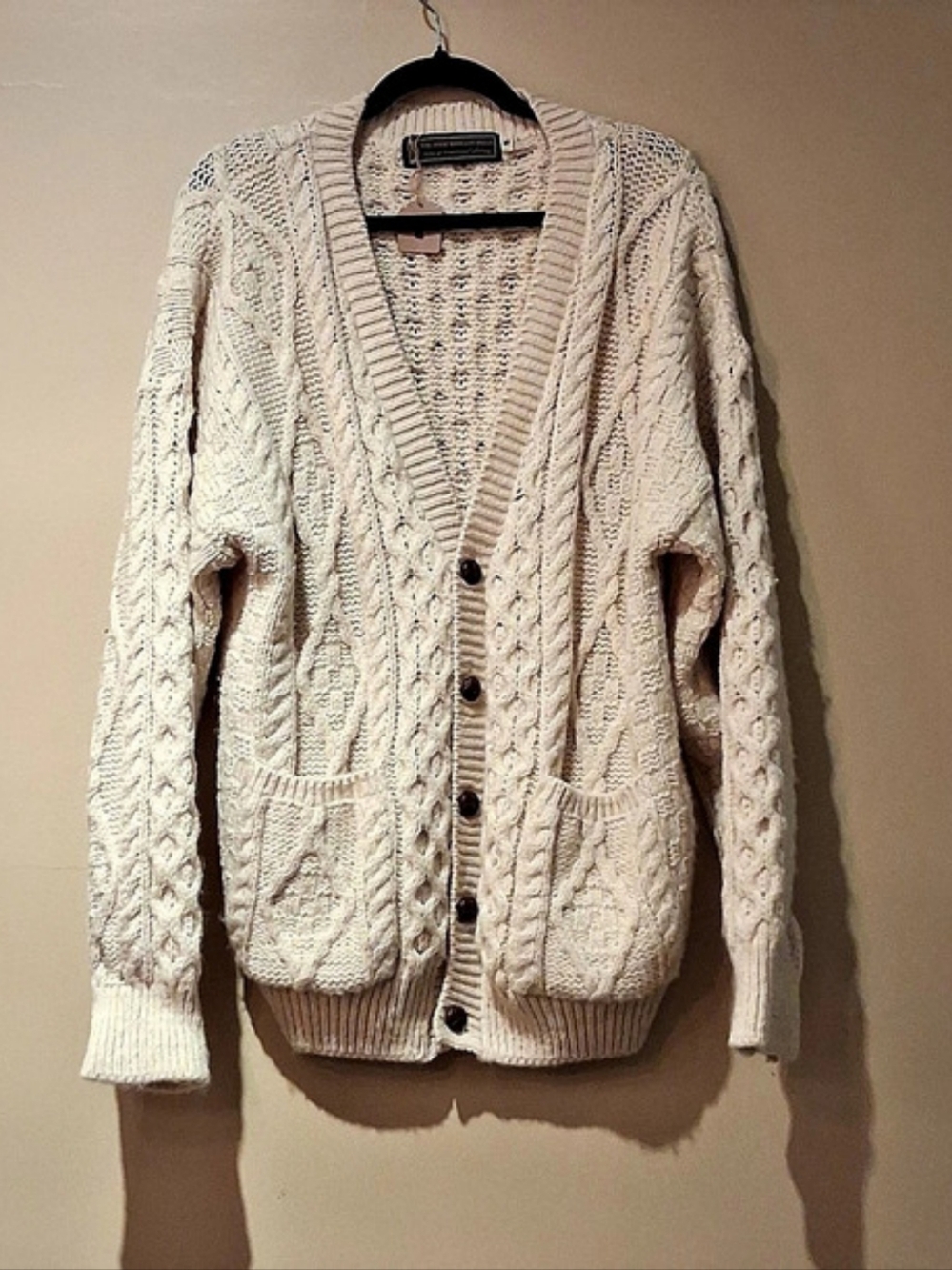 The Irish Woolen Mills Cable Knit Cardigan in Cream Size Medium Vintage
